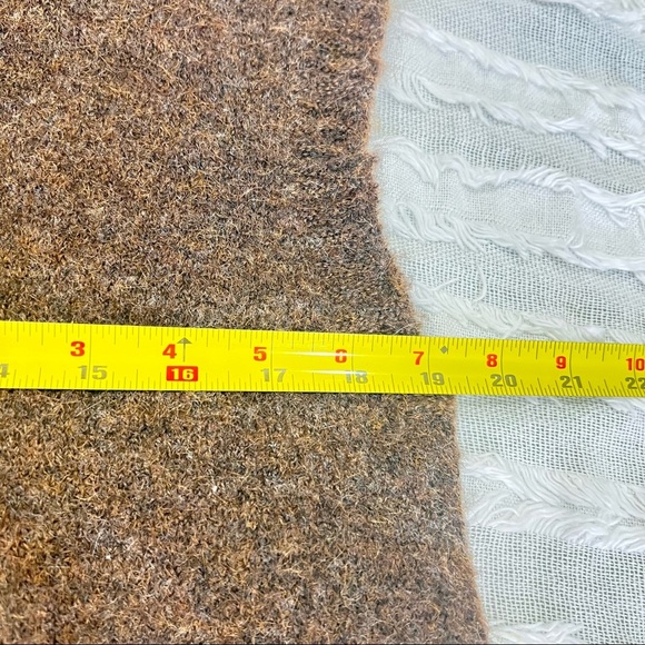 Cider Women’s Size M Wool Alpaca Brown Pear Sweater Vest V Neck Collegiate Tank - Picture 11 of 11